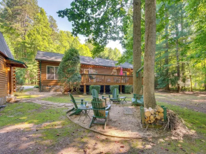 Sandy Beach, Fun Games & Barn: Lake Lure Gem!