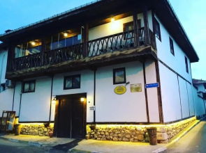 Yalvac Konaklari
