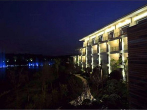 Longtan Lake Hotel