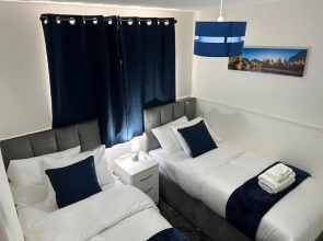 Affluent Living Apartment Perfect for Contractors