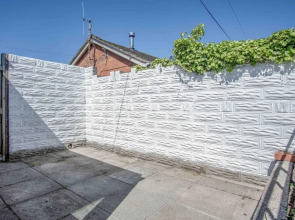 Cosy Cottage - 2 Bedroom Cottage - Mumbles