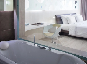 The Pattaya Discovery Beach Hotel Pattaya