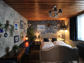 Maisalm, Apt 4