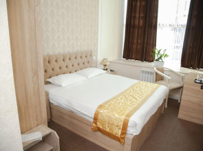 Отель Mira Stay