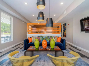 Des Moines Executive 1BD 1BA Downtown Apartment