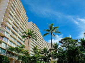 Makaha Valley Towers