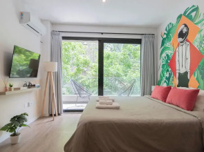 FLIPHAUS Azcuenaga 1800