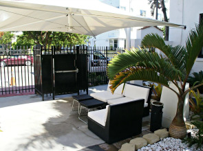 The Beach Plaza Hotel & South Beach Plaza Villas