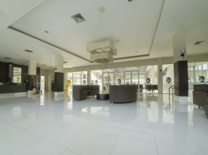 RedDoorz Premium @ Raya Bojonegoro
