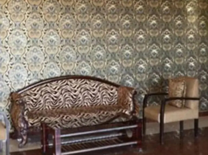 Royal Paras Hotel