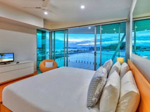 Pavillions Penthouse 25 Hamilton Island