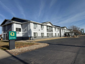 Quality Inn & Suites Sioux Falls South