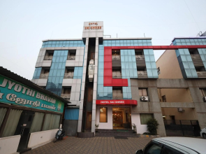 OYO 4445 Hotel Saishri