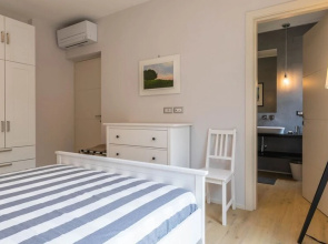Luxury Apartment in Modern Villa Unit 1