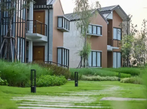 Saksiam Lakeside Resort