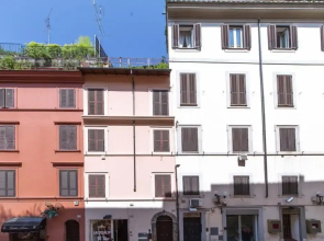 Spanish Steps Suite