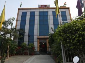 Oyo 49636 Ashoka Inn