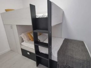 Seaside Apartment Sleeps 6 With Balcony
