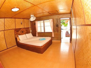 Phi Phi Nice Beach Resort