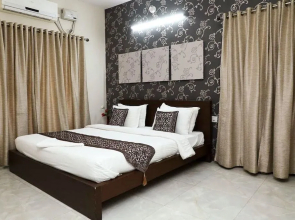 Petals Service Apartment