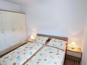 Mlasina Nin in Nin With 1 Bedrooms and 1 5 Bathrooms