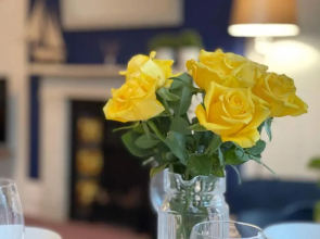 Sail Away. 1-Bed apartment close to the beach