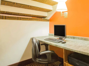 Super 8 by Wyndham Provo BYU Orem