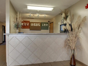 Key West Inn - Hamilton