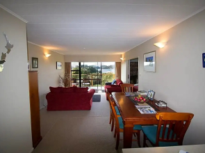Kowhai Lane Lodge