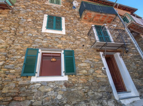 Beautiful Apartment in Borghetto D'arroscia With 1 Bedrooms and Wifi