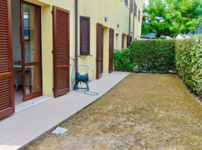 N243 - Numana, trilocale in residence con piscina