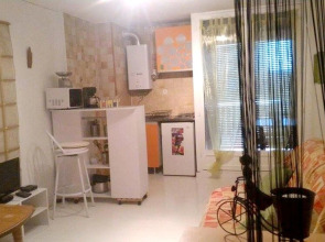 Studio in Mauguio, With Wonderful City View, Furnished Balcony and Wif
