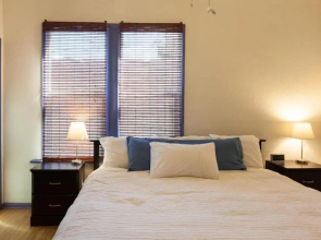 Heartbreak-Rvr/Mt View-4BR/2BA