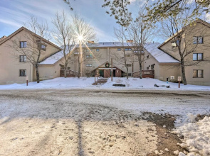 Renovated Dover Condo - Steps to Ski Shuttle!