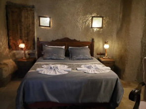 Ela cave house