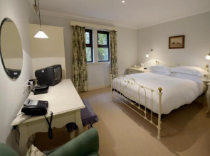 Factors Inn  Cottage