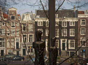 Prince Canalhouse Apartment Suites