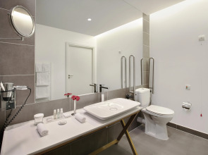 Отель Berlin Potsdamer Platz by Leonardo Hotels