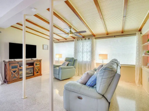 Mins From Anna Maria Island: Bright Home w/ Pool!