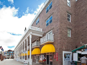 Resort Plaza #5061 by Avantstay Located in Park City Mountain Resort Close to the Slopes!