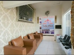 Salina Hotel Syariah - Hostel