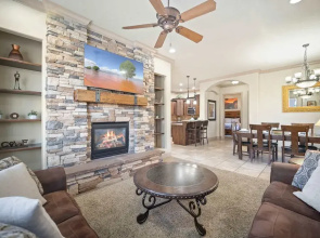 Western Front - Rustic Charm & Comfort