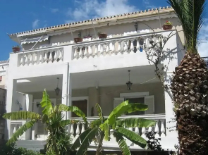 Levante Colours and Aromas of Spetses
