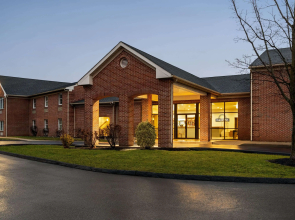 Days Inn & Suites by Wyndham Lancaster Amish Country