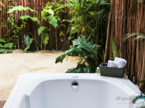 Jungle Studio in Aldea Zam With Private Patio Jacuzzi