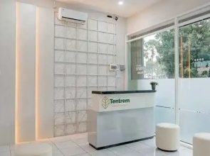 Roso Tentrem by Calli Rooms