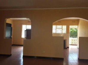 Volunteer-4-Life Hostel