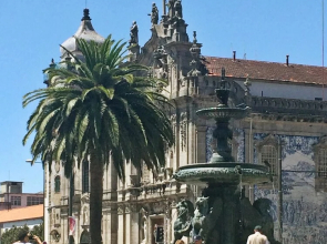 Modern 1-bedroom Apartment Just Outside of Porto With 2 Terraces and V