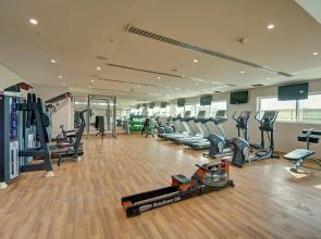 Al Khoory Atrium Hotel