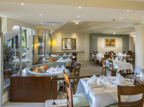 Aquamare Beach Hotel & Spa